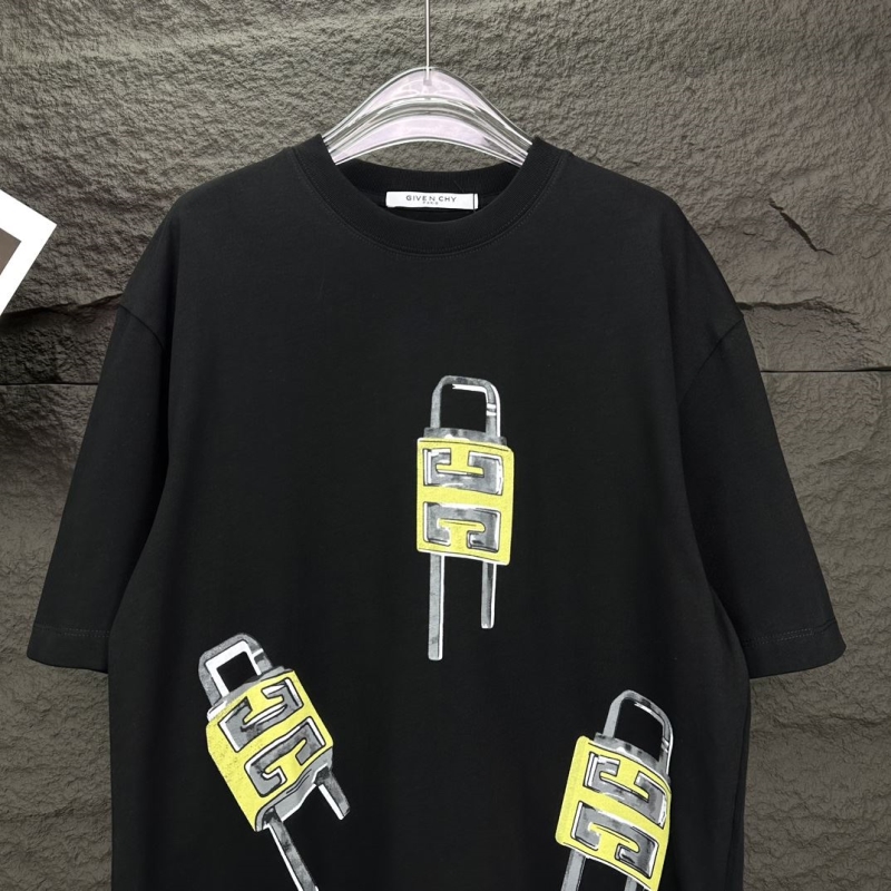 Givenchy T-Shirts